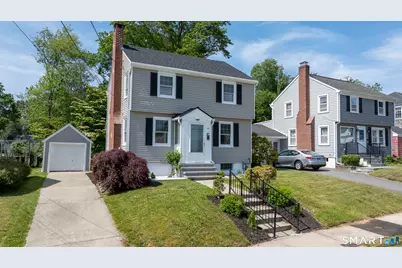 55 Woodlawn Road, New London, CT 06320 - Photo 1