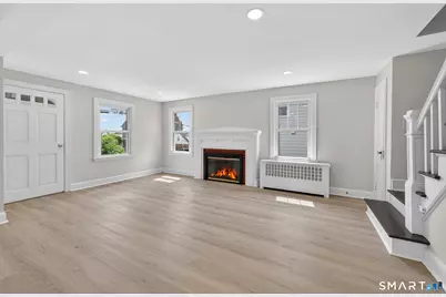55 Woodlawn Road, New London, CT 06320 - Photo 17
