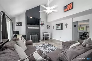 136 Pembroke Rd, Danbury, CT 06811 - Photo 11
