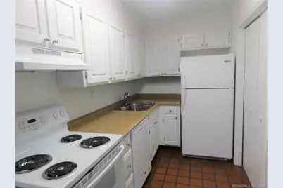 500 Newfield Avenue #4G, Stamford, CT 06905 - Photo 9