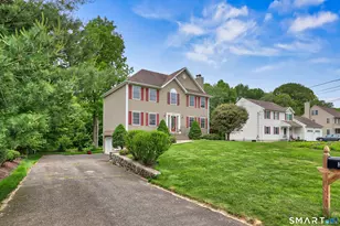 30 Bridle Trail Dr, Naugatuck, CT 06770 - Photo 3