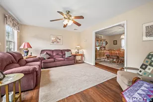 30 Bridle Trail Dr, Naugatuck, CT 06770 - Photo 11
