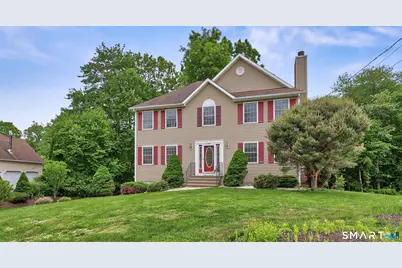 30 Bridle Trail Drive, Naugatuck, CT 06770 - Photo 5