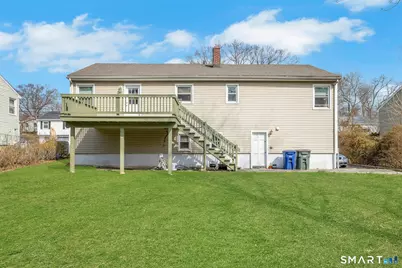 25 Quinsey Drive, Bridgeport, CT 06606 - Photo 17