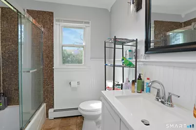 25 Quinsey Drive, Bridgeport, CT 06606 - Photo 11