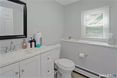 25 Quinsey Drive, Bridgeport, CT 06606 - Photo 13