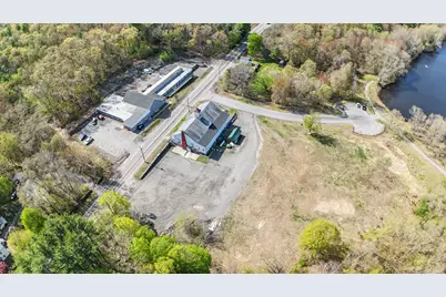 1017 Riverside Drive, Thompson, CT 06255 - Photo 11