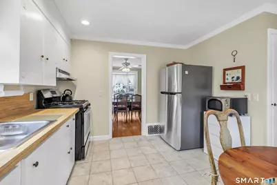 56 Parkway Drive, Stratford, CT 06614 - Photo 15