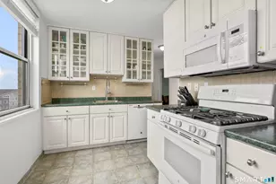 50 Glenbrook Rd, Stamford, CT 06902 - Photo 11