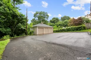 83 Pleasant St, Meriden, CT 06450 - Photo 7