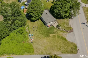17 Lathrop Rd, Montville, CT 06382 - Photo 31