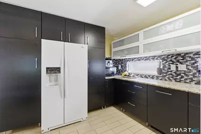 48 Edward Street, Newington, CT 06111 - Photo 7