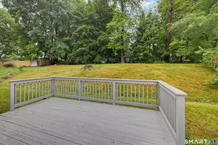 11 Elmhurst Cir, West Hartford, CT 06110 - Photo 9