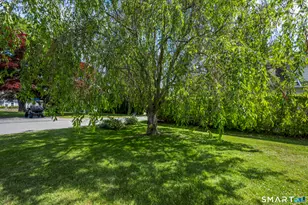 44 Sea View Ave, East Lyme, CT 06357 - Photo 9