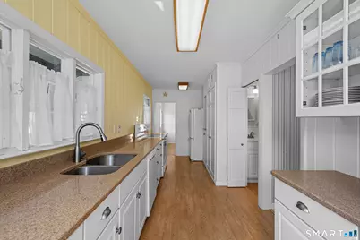 44 Sea View Avenue, East Lyme, CT 06357 - Photo 23