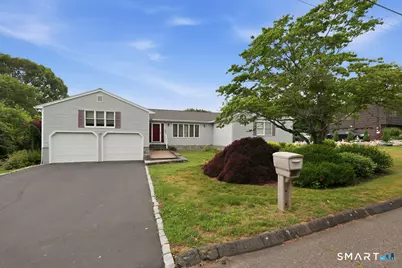 7 Dogwood Drive, Ansonia, CT 06401 - Photo 3