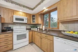 7 Dogwood Dr, Ansonia, CT 06401 - Photo 17