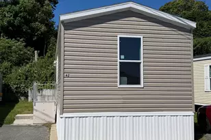 435 High St, Groton, CT 06355 - Photo 1