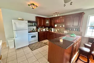 906 E Broadway, Milford, CT 06460 - Photo 5