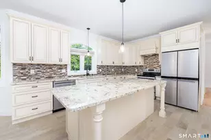 2 Syleo Ln, Salem, CT 06420 - Photo 7