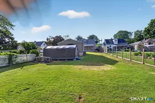 89 Burr St, East Haven, CT 06512 - Photo 35