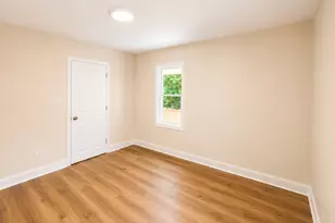 57 Pine St, Torrington, CT 06790 - Photo 9