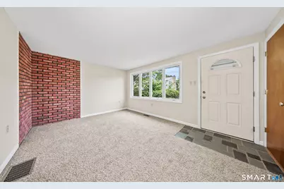 28 Vittorio Street, Watertown, CT 06779 - Photo 15