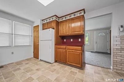28 Vittorio Street, Watertown, CT 06779 - Photo 9