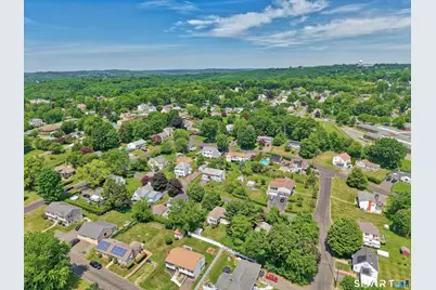 28 Vittorio Street, Watertown, CT 06779 - Photo 3