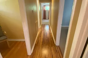 8 Commodore St, Norwich, CT 06360 - Photo 13