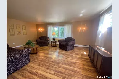 8 Commodore Street, Norwich, CT 06360 - Photo 3