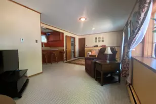 8 Commodore St, Norwich, CT 06360 - Photo 27