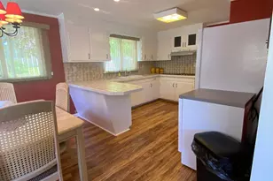 8 Commodore St, Norwich, CT 06360 - Photo 7