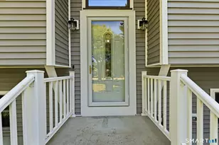 18 Old Black Point Rd, East Lyme, CT 06357 - Photo 9