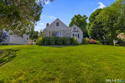 70 Flax Road, Fairfield, CT 06824 - Photo 3
