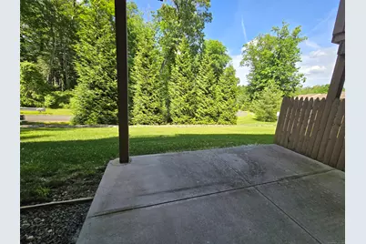 19 Oak Branch Drive #19, Brookfield, CT 06804 - Photo 15