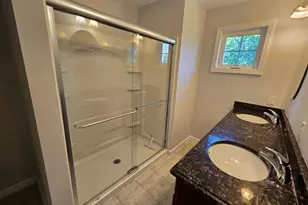 19 Oak Branch Dr, Brookfield, CT 06804 - Photo 7