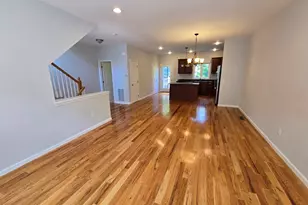19 Oak Branch Dr, Brookfield, CT 06804 - Photo 3