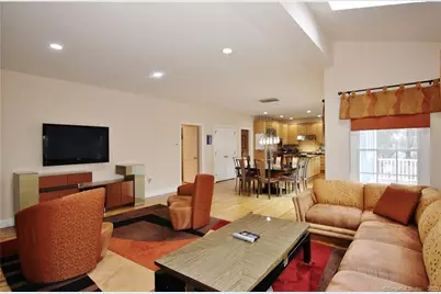 37 West Rock Trail, Stamford, CT 06902 - Photo 15