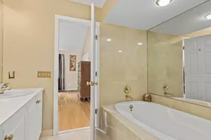180 Turn of River Rd, Stamford, CT 06905 - Photo 23