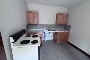 32-34 Linnell St, Plainfield, CT 06354 - Photo 5