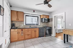 164 Church St, West Haven, CT 06516 - Photo 23
