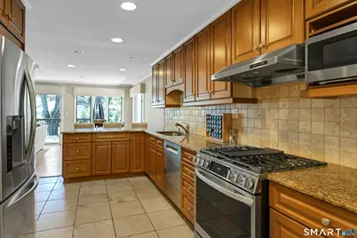 104 Nutmeg Lane, Stamford, CT 06905 - Photo 23