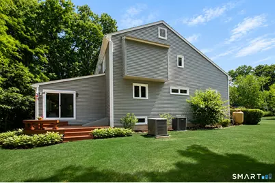 10 Old Village Lane, Farmington, CT 06085 - Photo 3