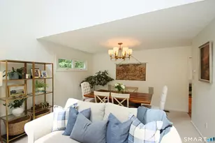 10 Old Village Ln, Farmington, CT 06085 - Photo 11