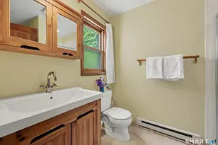 8 Apple Blossom Ln, Danbury, CT 06811 - Photo 13