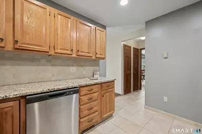 8 Apple Blossom Lane, Danbury, CT 06811 - Photo 17