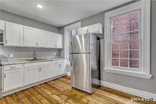 981 State St, New Haven, CT 06511 - Photo 3