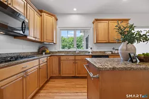 3 Lillinonah Ridge Dr, New Milford, CT 06776 - Photo 9