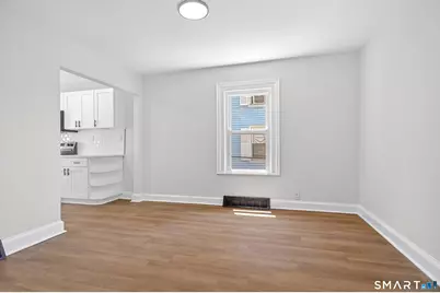 38 White Street, Bridgeport, CT 06610 - Photo 7